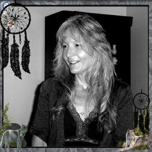 Meet your Posher, Becky